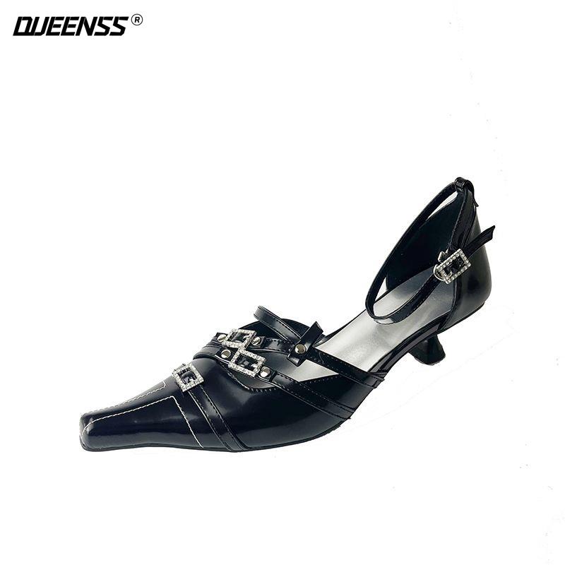 Giày Cao Gót Mũi Nhọn Đính Đinh Tán Phong Cách Retro Cho Nữ