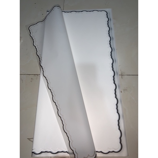 Giấy bóng mờ viềng gợn sóng
