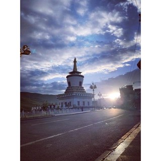 Pháp dược trường thọ Larung Gar