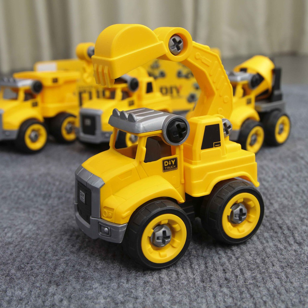 Đồ chơi giáo dục phát triển kỹ năng Stem - lắp ghép mô hình xe xây dựng DIY set 4 xe Toyshouse 831 cho bé 3 tuổi trở lên
