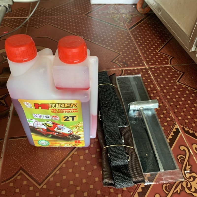 MÁY CẮT CỎ MITSUBISHI TUE26 CHÍNH HÃNG NHẬT BÃI GIÁ SỈ