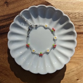 {mới} Vòng tay hạt cườm Daisy & Cherry