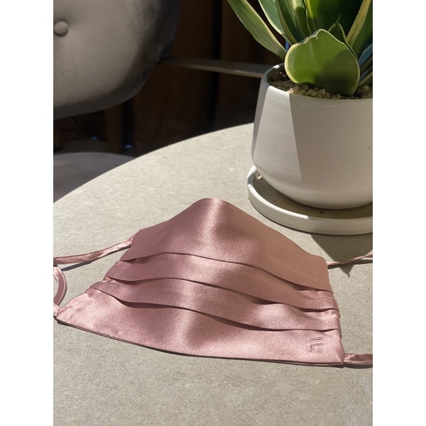 Khẩu Trang Vải Lụa Tơ Tằm Cao Cấp - Mulberry Silk - 30 momme - 6A Grade