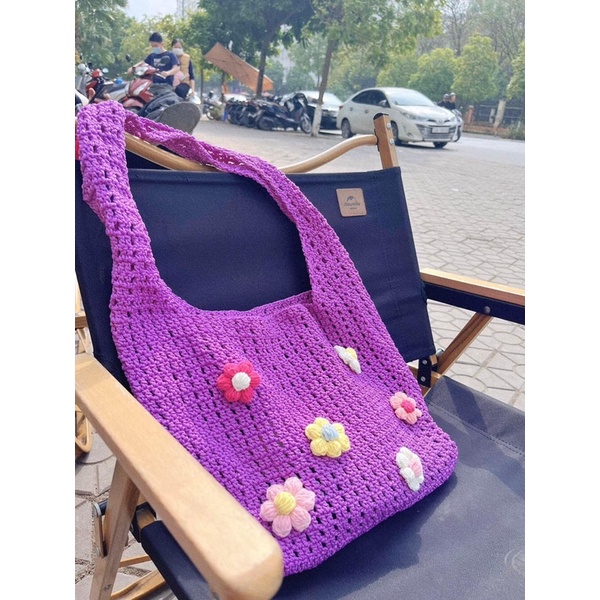 Túi tote handmade sợi dệt đính kèm hoa dễ thương 🥰