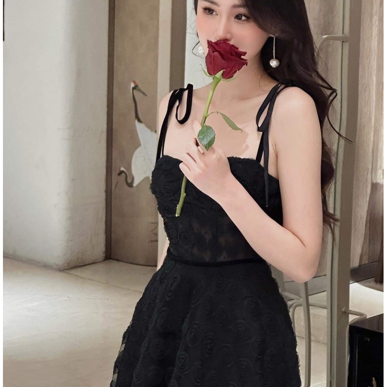 Đầm hai dây thắt nơ ren dập hoa Wabisabi N1402