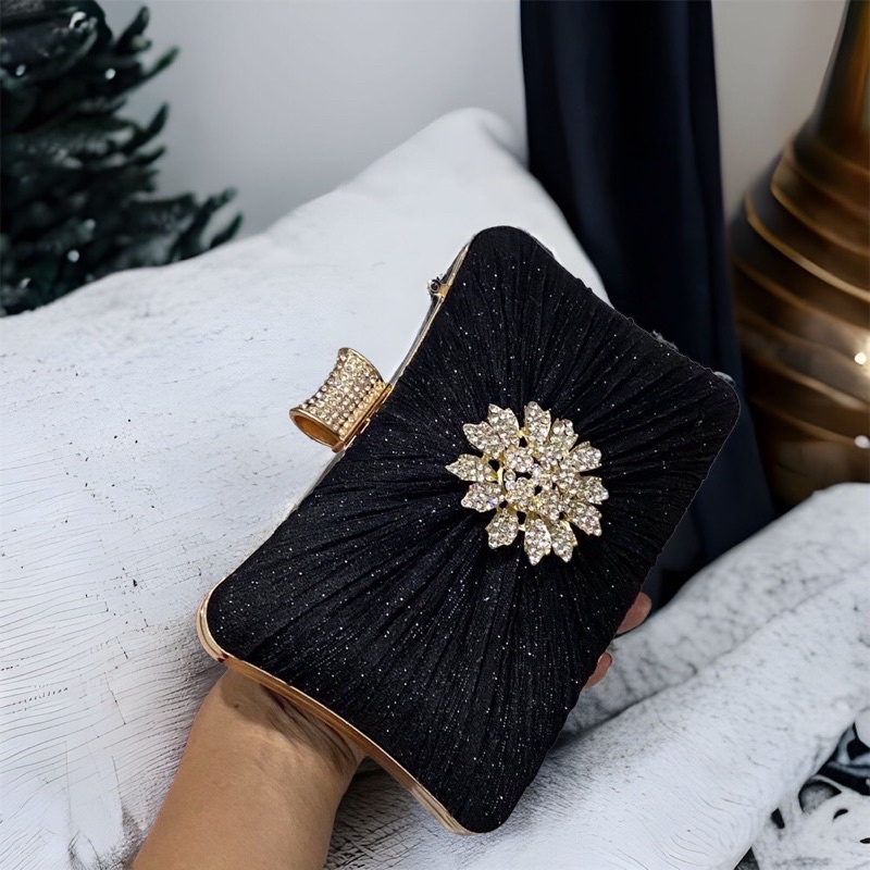 Bóp Đầm Đeo Vai Kết Hạt Thủ Công Hàng Cao Cấp Có Quai{ Nhận giao hoả tốc trong ngày khu vực tphcm}