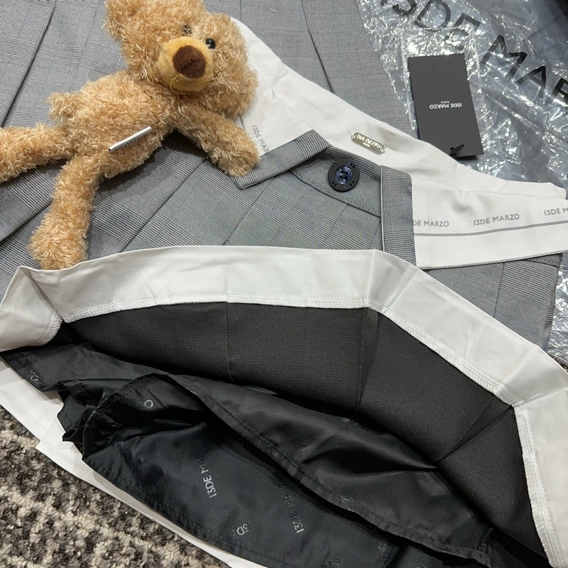 Chân váy 13de marzo kẻ ghi