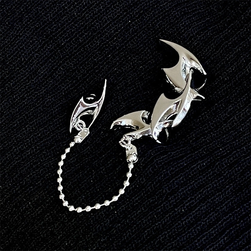 Khuyên tai gài 1 bên cá tính - Hoa tai gài cá tính - Khanturban.vn