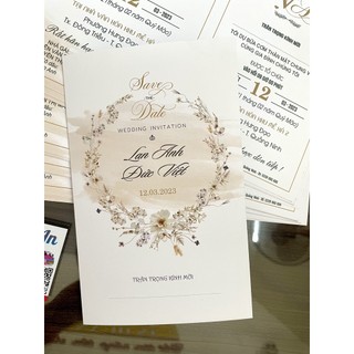 Thiệp cưới in tên cô dâu chú rể ngoài bìa