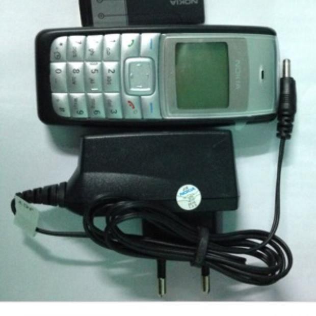 Sạc Nokia Chân To Dùng Cho Máy 110i, 1110i, Củ Sạc Nokia liền dây AC-18E Chui Dẹt - Hàng nhập Khẩu