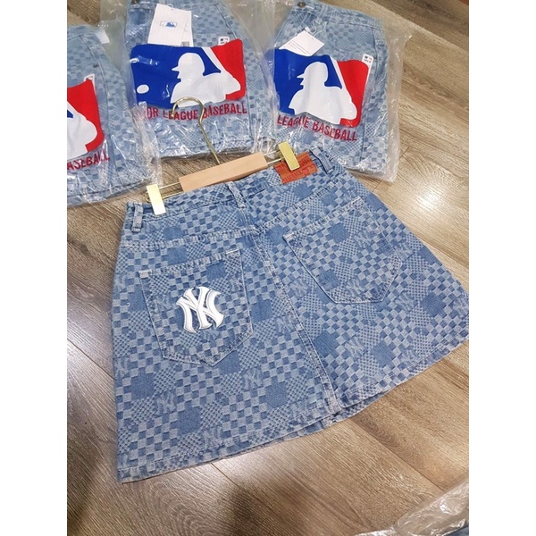 Chân váy MLB