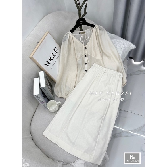Set váy áo tơ cài khuy tay bồng, chân váy bổ mảnh - 𝐕𝐘.𝐂𝐋𝐎𝐓𝐇𝐄𝐒 𝐂𝐇𝐔𝐘𝐄̂𝐍 𝐇𝐀̀𝐍𝐆 𝐐𝐔𝐀̉𝐍𝐆 𝐂𝐇𝐀̂𝐔