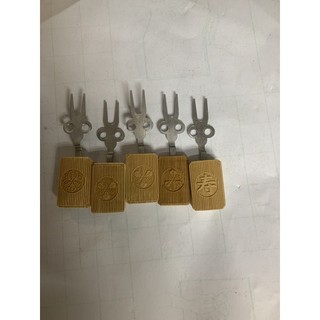 Xiên chuối tre chạy cnc cho lồng mào ,choè