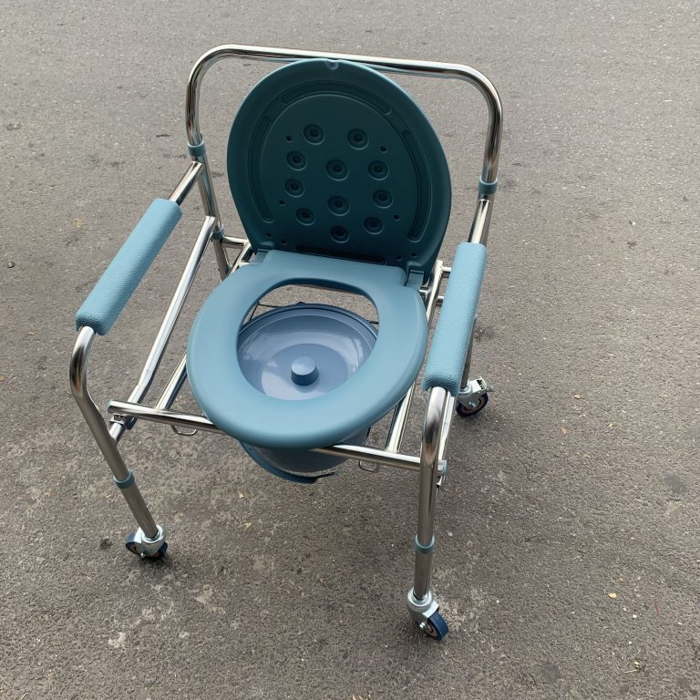 Ghế Bô Có Bánh Xe T8 GB01 Dúng cho người tai biến,tai nạn không đi lai được,