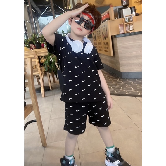 Bộ cộc tay cho bé Nikeo phong cách thể thao cá tính