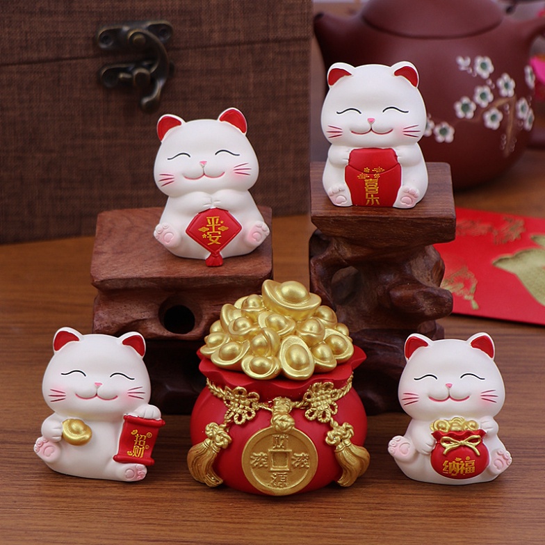 Phụ Kiện Trang Trí Taplo Oto Bàn Làm Việc Set 4 Mèo Thần Tài Cute - Đồ Decor Ô Tô Phòng Ngủ Bàn Học Decoroto Giá Rẻ