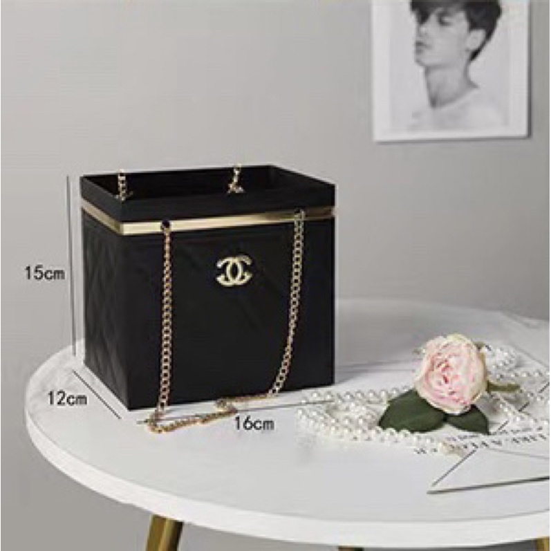 Túi ,giỏ,lẵng cắm hoa,đựng quà CHA NEL siêu sang,siêu hót