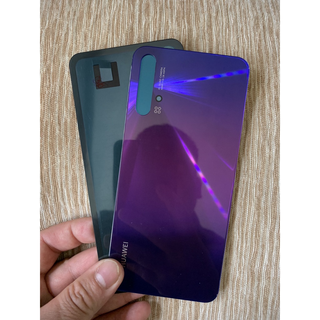 Kính lưng điện thoại zin Huawei Nova 5 / sẵn keo, chỉ việc dán