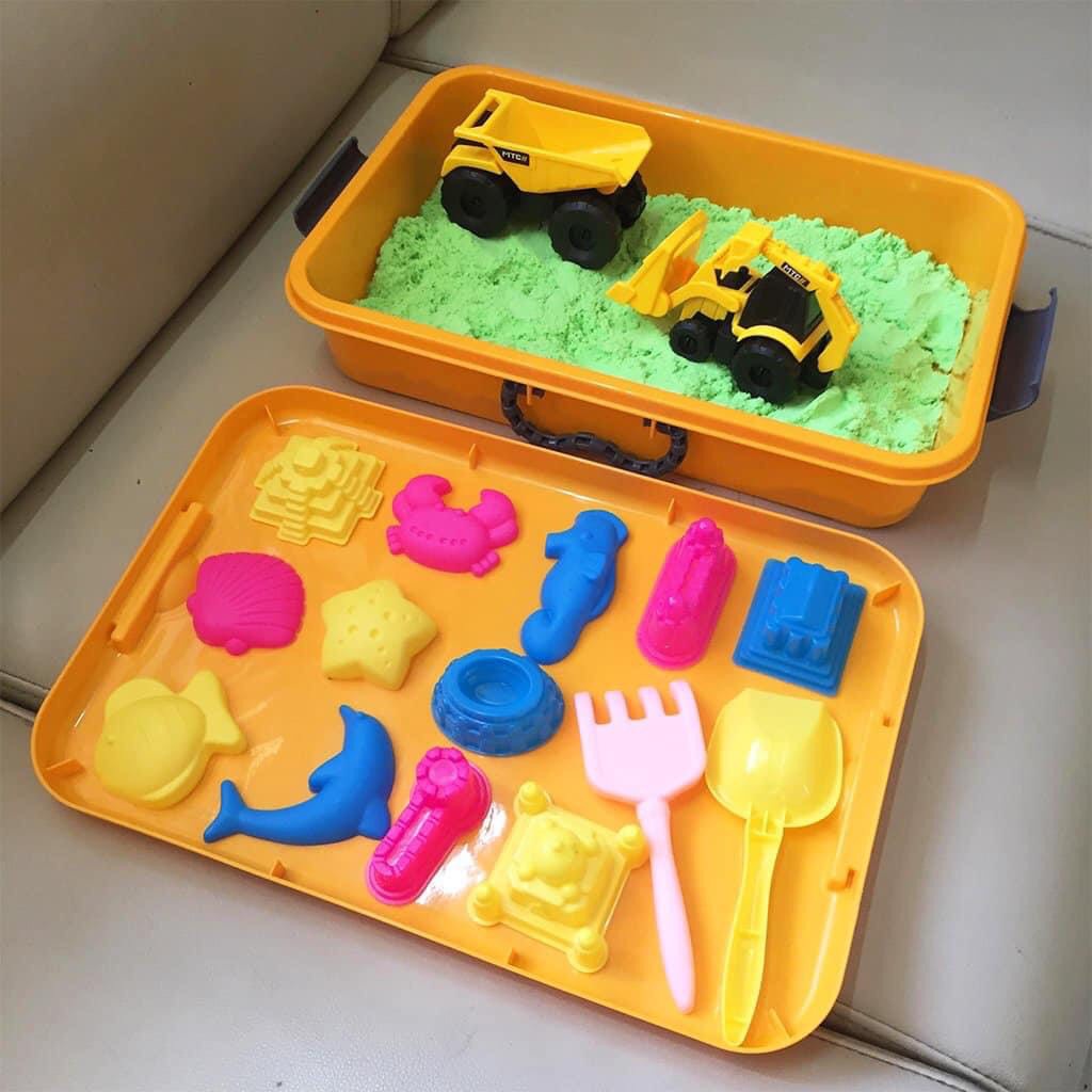 Hộp cát động lực sinh học không dính tay cho bé tặng kèm 2 xe công trình, xẻng và khuôn
