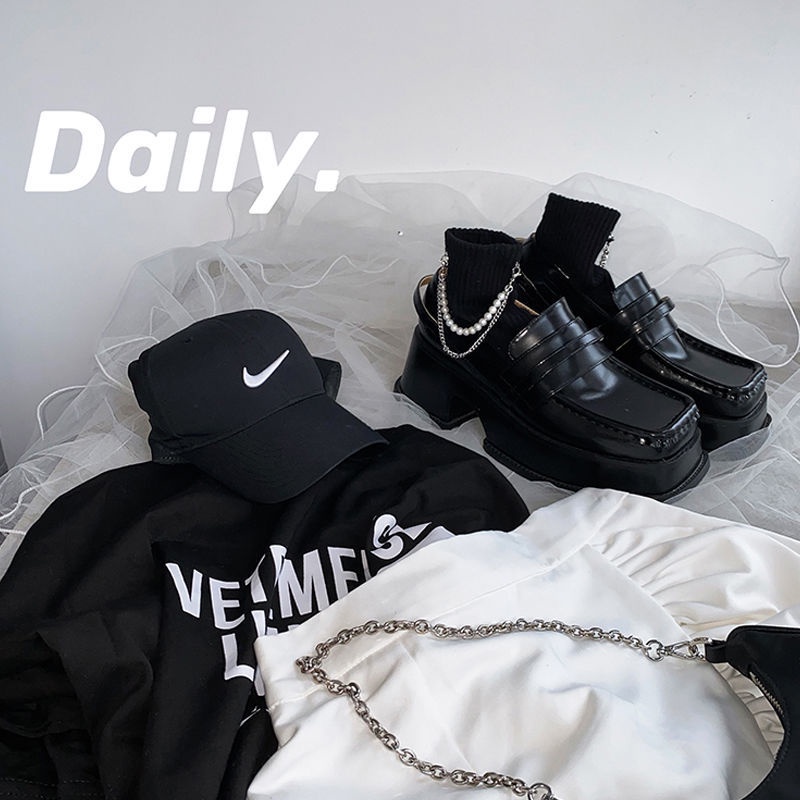 Vớ Cổ Cao Màu Trơn Đính Ngọc Trai Thời Trang Xuân Thu Dễ Thương Cho Nữ