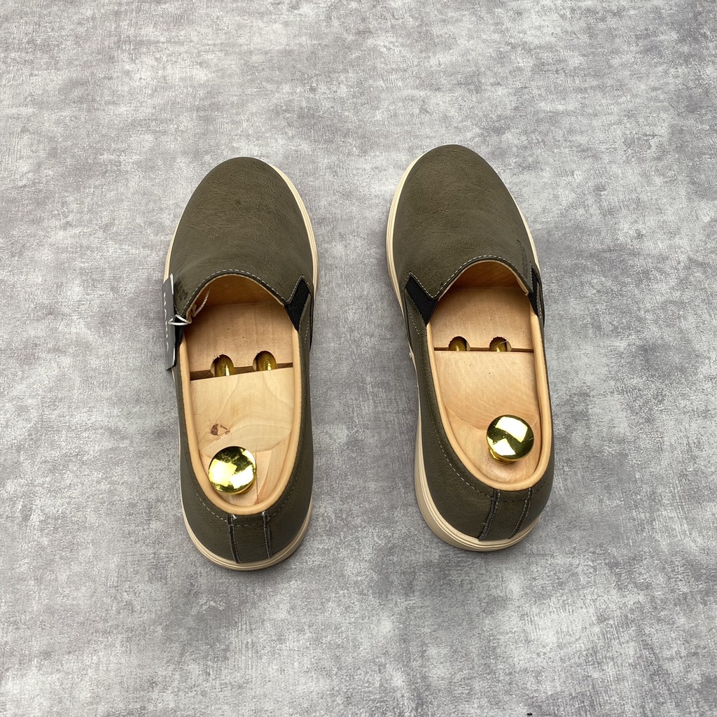 Giày Slip-on Cao Cấp Nam /Giày Nam Thời Trang Màu Xám Da Bò Tấm Đế Cao Su Mã Sản Phẩm M1