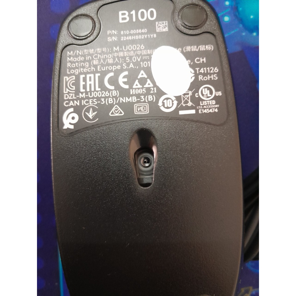 Bộ bàn phím và chuột Logitech