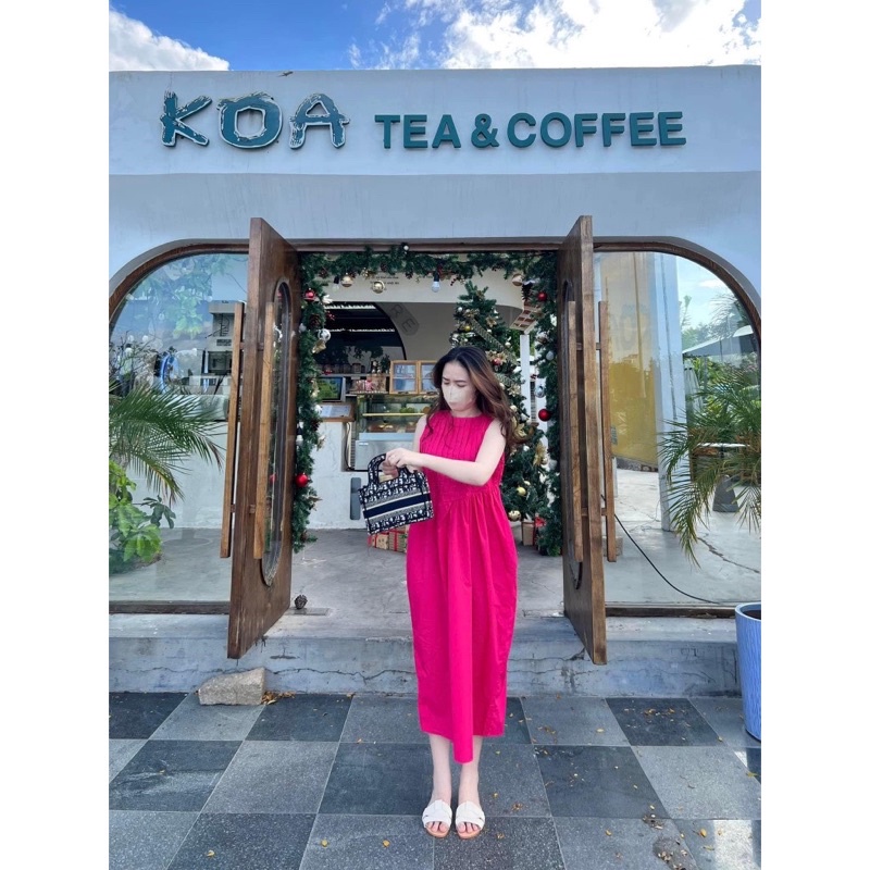 Váy hoa cúp ngực đan dây, cutout ngực tay bồng