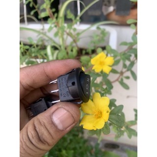Công tắc bập bênh 3 chân  20mm*21mm*15mm
