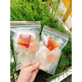 Bánh tráng phơi sương ớt rim muối nhuyễn