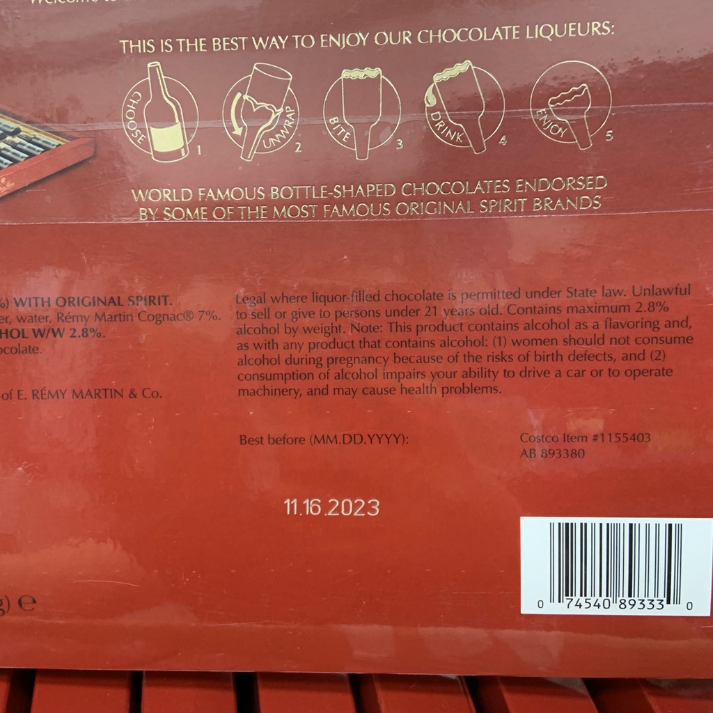 Chocolate rượu Anthon Berg 11/2023 Liquor Filled Dark Chocolate Remy Martin Bottles - EDS Mart