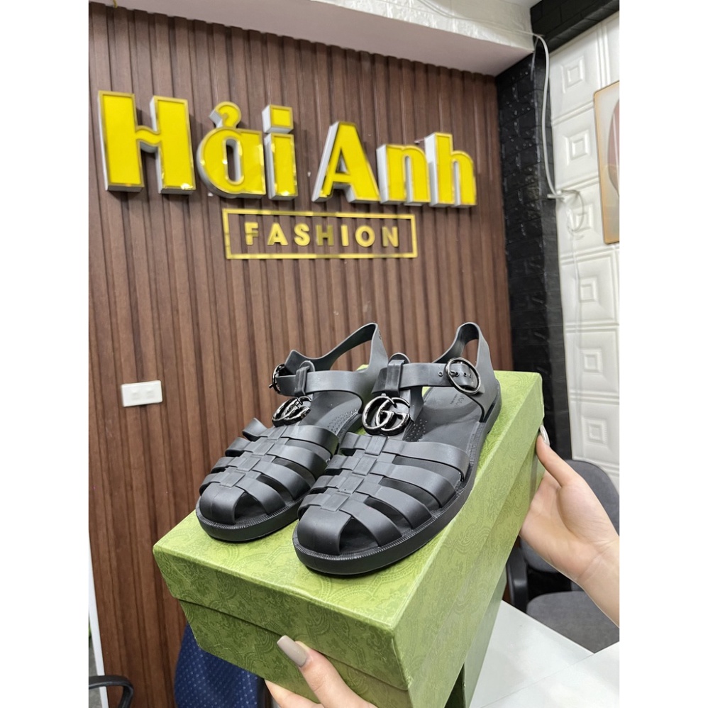 Dép Sandal GC Đính Logo Siêu Chất - Dép Dọ GC Đế Cao Su Dành Cho Nam
