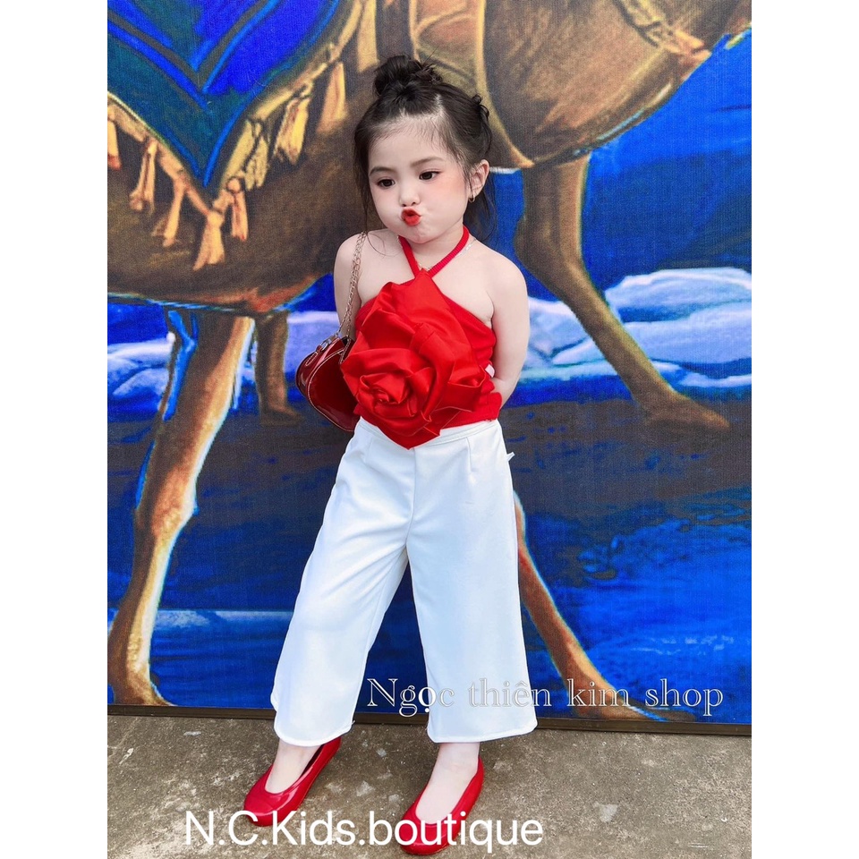 Set áo yếm bông đỏ quần sớ bé gái