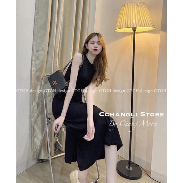 Váy xát nách chân xòe dáng dài màu đen