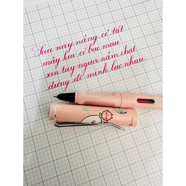 Bút Hoàng Ngọc T04 ngòi đúc lá tre