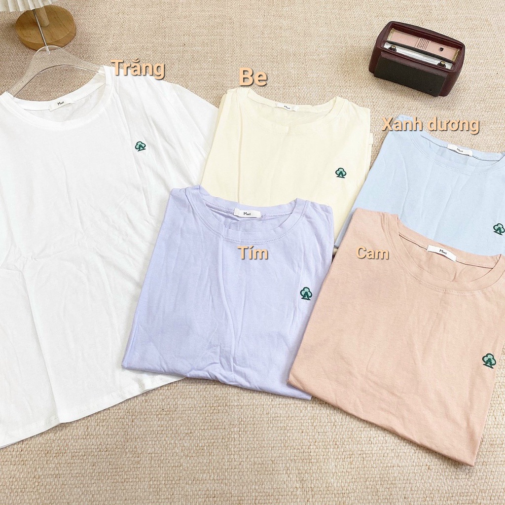 Áo thun cổ tròn thêu hình cây