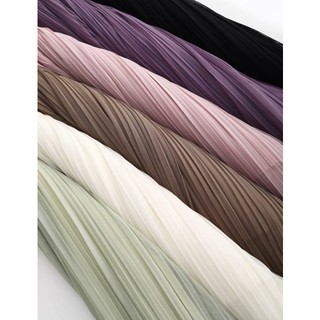 Chất váy maxi xếp ly tơ
