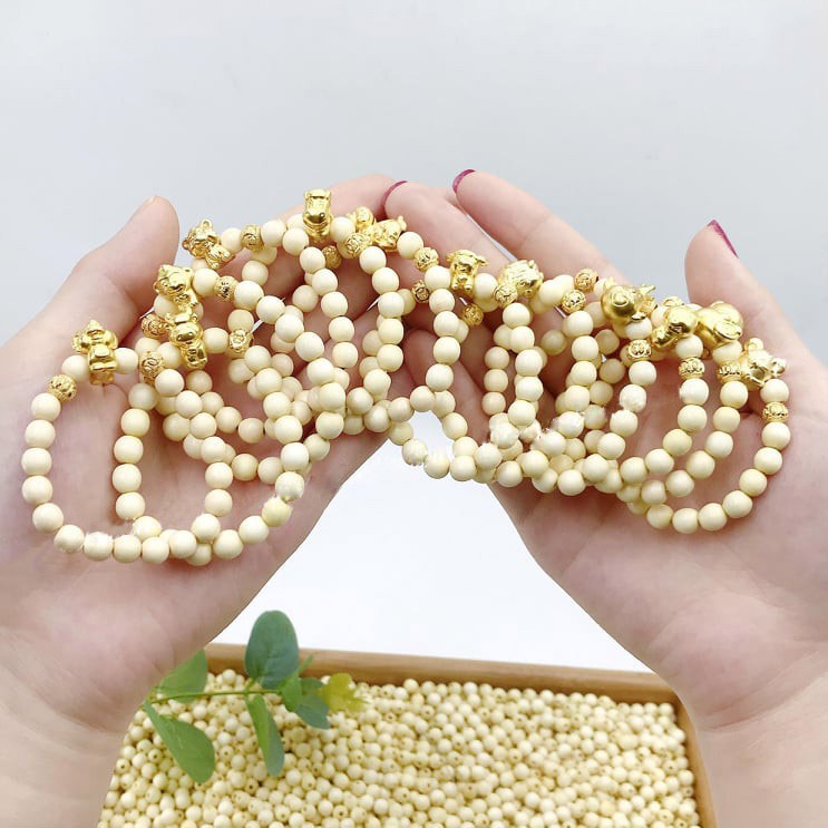 Vòng dâu tằm Mèo vàng thần tài - tặng hạt và dây dự phòng