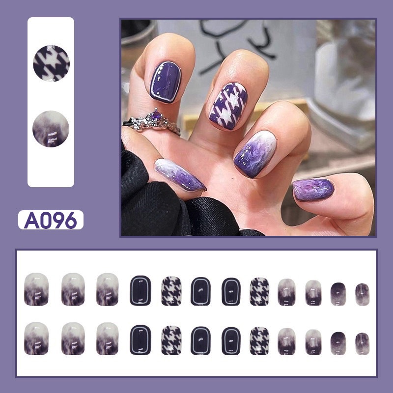 Móng tay giả họa tiết móng ngắn có sẵn keo