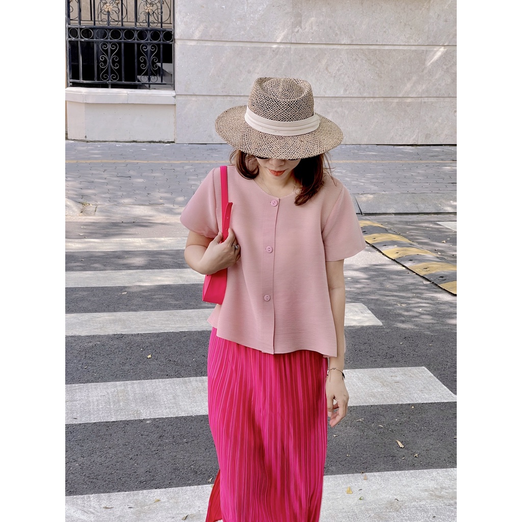 (HÀNG SẴN) Áo sơ mi tay ngắn vải nhúng cao cấp, freesize co giãn nhiều -  Áo lò xo nhuyễn KHÔNG NHĂN