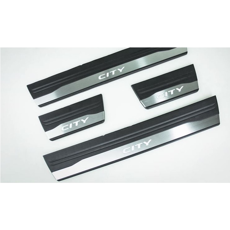 Nẹp bước chân ngoài không đèn nhựa City 2022