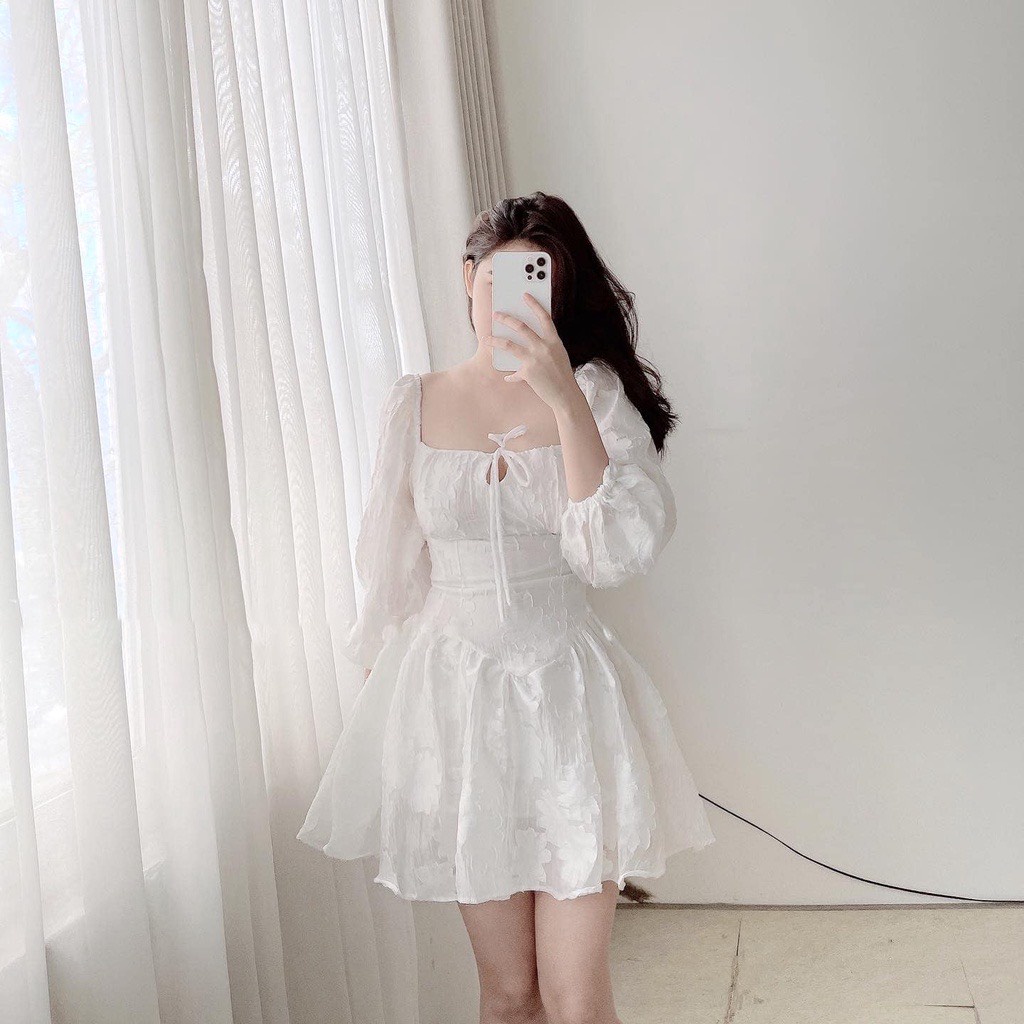 Đầm dự tiệc cổ vuông chất ren hoa tay dài dáng váy ngắn dễ thương - NV306 | BigBuy360 - bigbuy360.vn