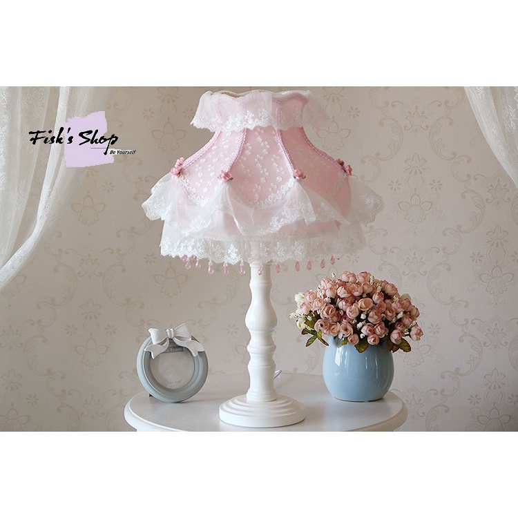 Đèn ngủ để bàn ren chấm bi