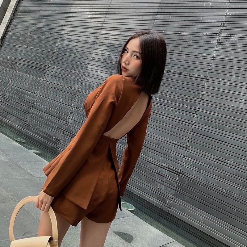 Jumsuit Body Nhấn Eo Cổ V Phối Lưới Kèm Quần Màu Sang Chảnh