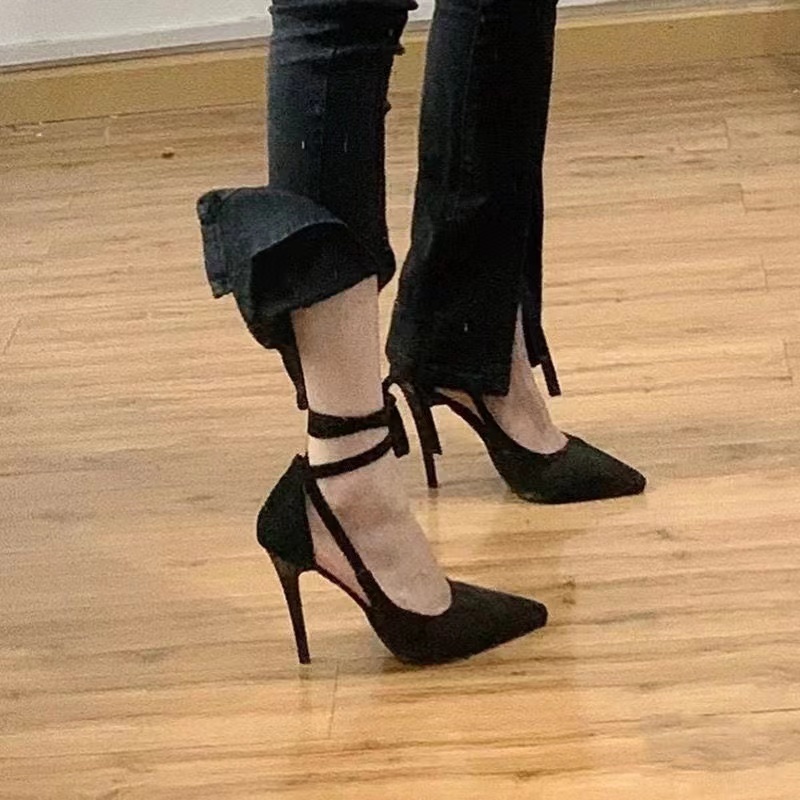 Giày Cao Gót Mũi Nhọn Màu Đen Size Lớn 42 Thời Trang Thu Đông 2023 Cho Nữ