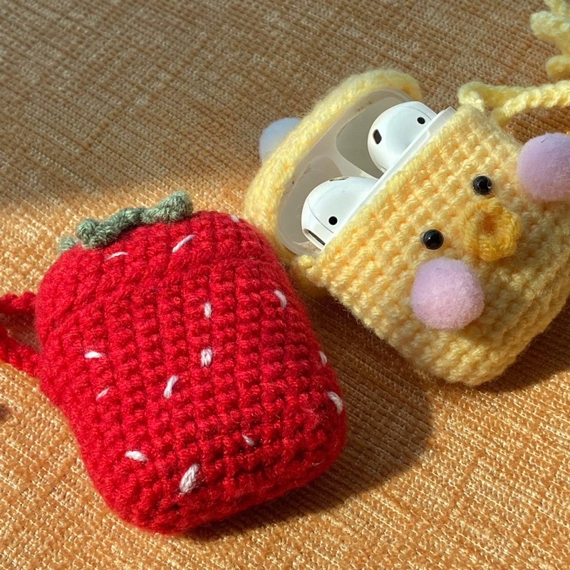 Case airpod len crochet Handelait con gà, quả dâu tây dễ thương