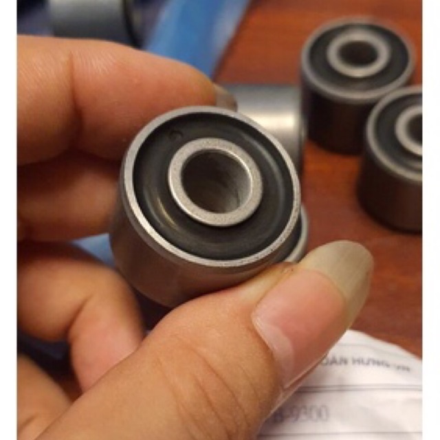 Cao su treo máy ab 125 ,lead 125 / Bạc treo máy Honda