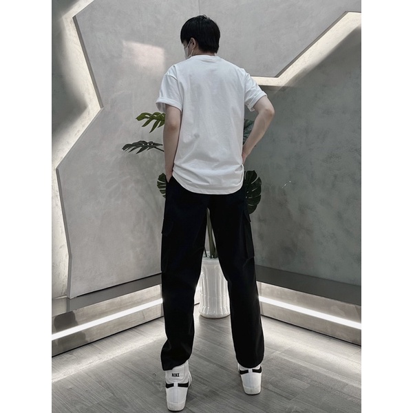 Quần kaki túi hộp pant túi basic dễ phối đồ đen và xanh rêu | BigBuy360 - bigbuy360.vn