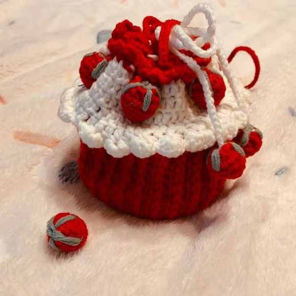 Túi Xách Đan Len Thủ Công Hình Quả Dâu Tây Dễ Thương