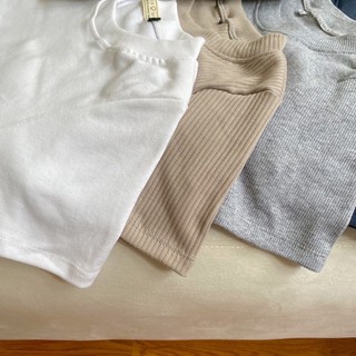 Peekaboo- Áo basic tee croptop
