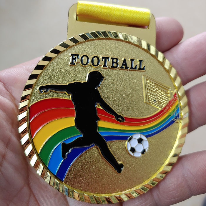 Huy chương bóng đá Hình Cầu Thủ Cao Cấp. Huân chương trao giải trong thể thao